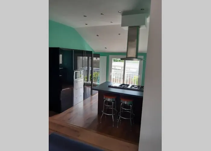 La Causerie * كورسول-سور-مار